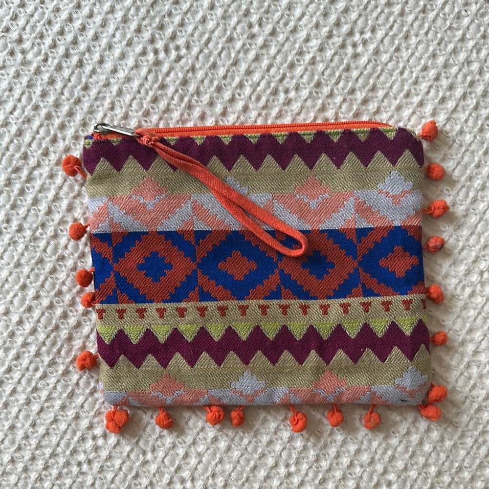 Colorful Patterned Clutch Set - Picture 2 of 13